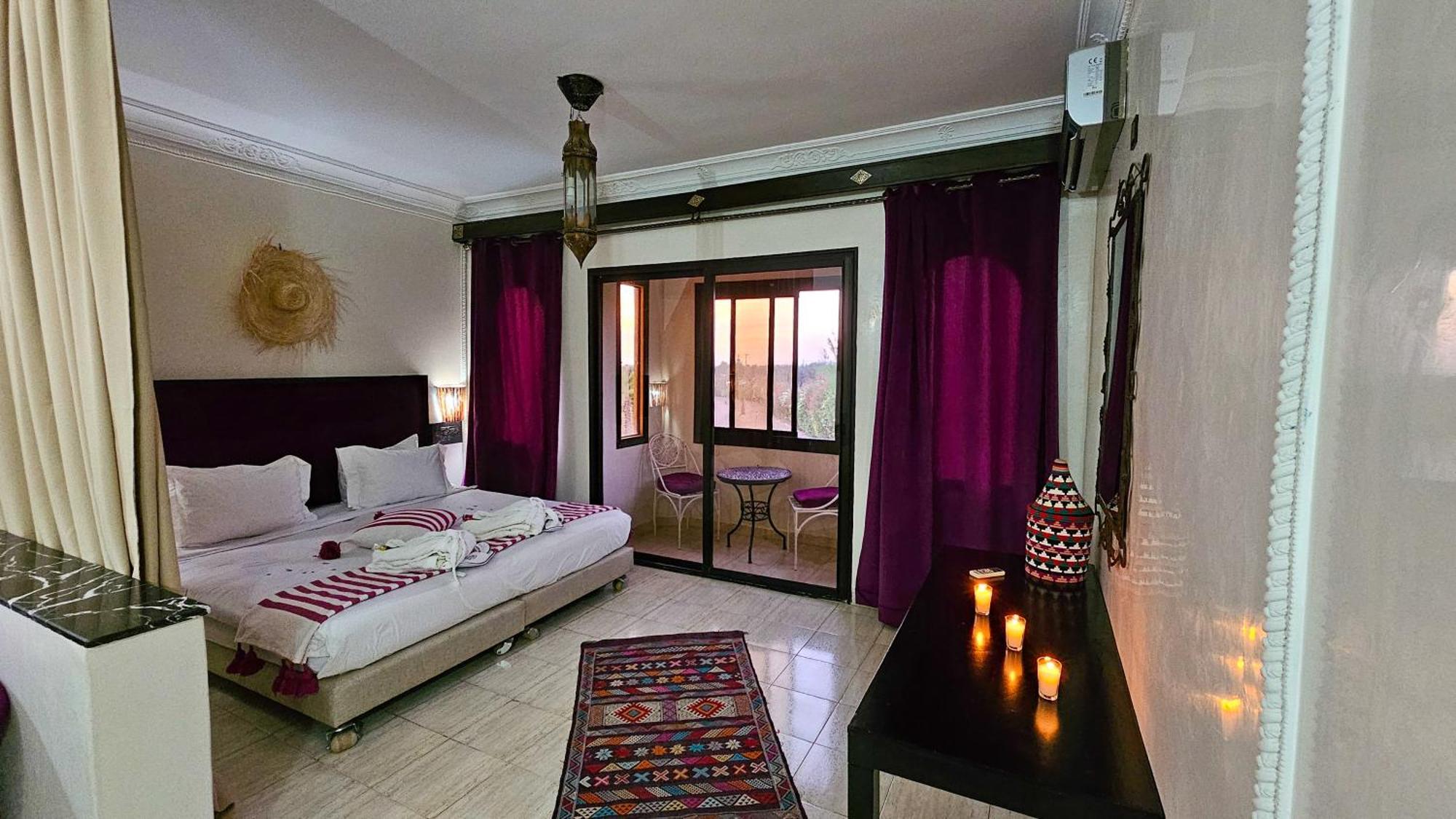 Weedan Hotel Marrakech Oulad Snaguia Exterior photo
