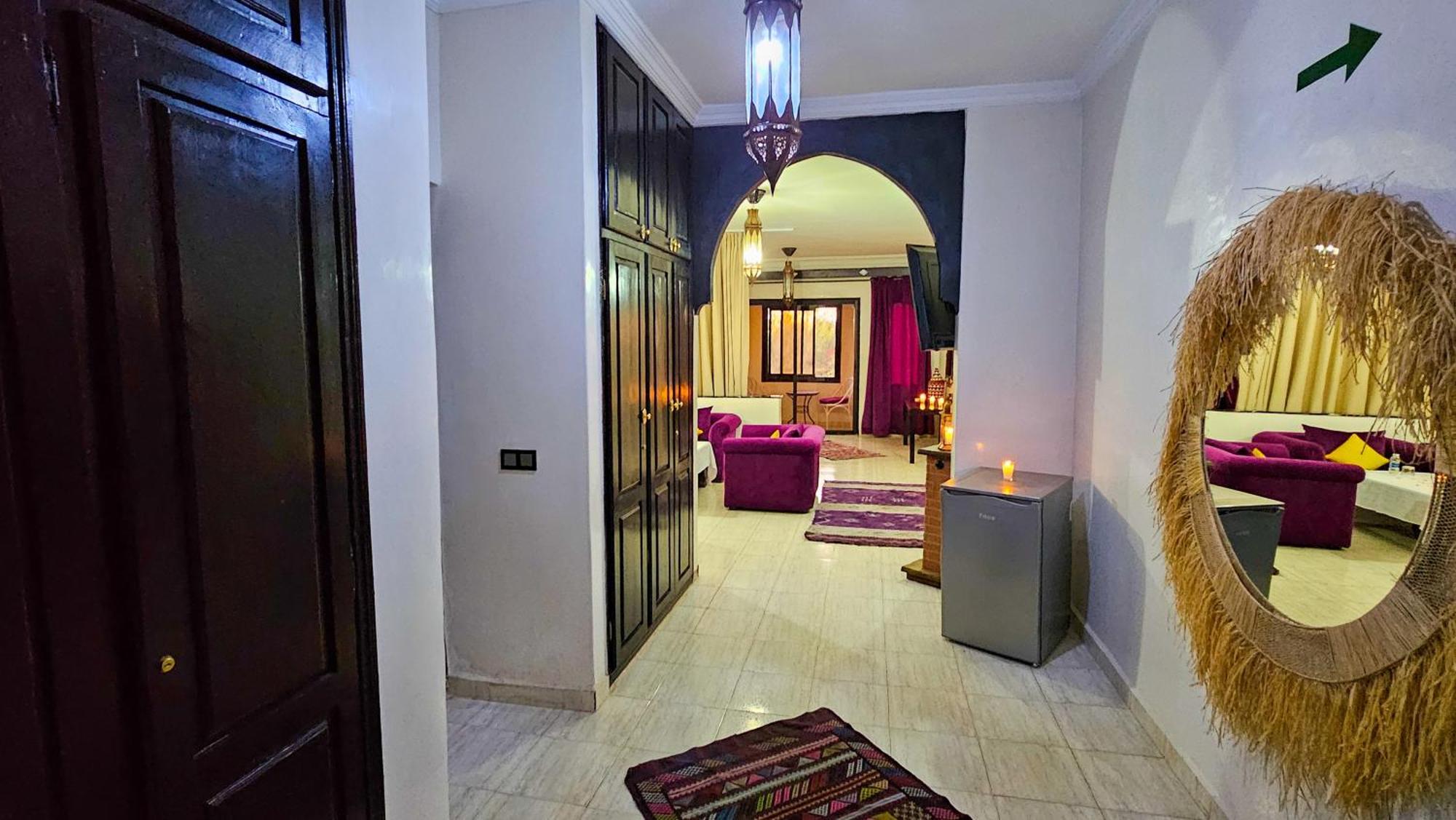 Weedan Hotel Marrakech Oulad Snaguia Exterior photo