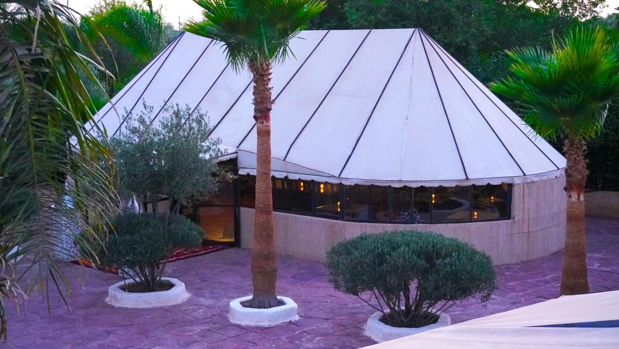 Weedan Hotel Marrakech Oulad Snaguia Exterior photo