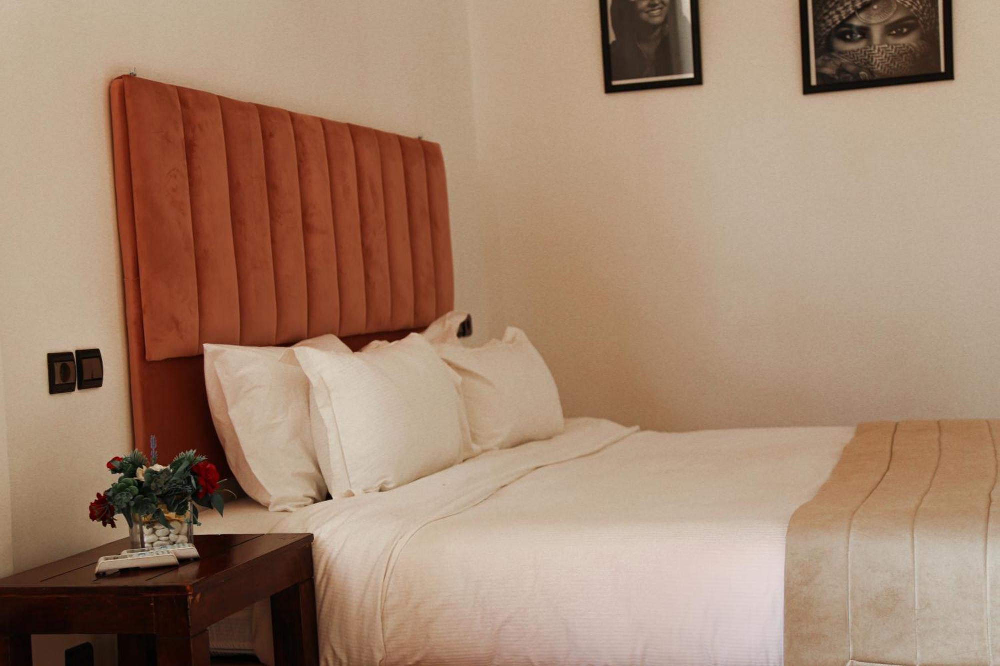 Weedan Hotel Marrakech Oulad Snaguia Exterior photo