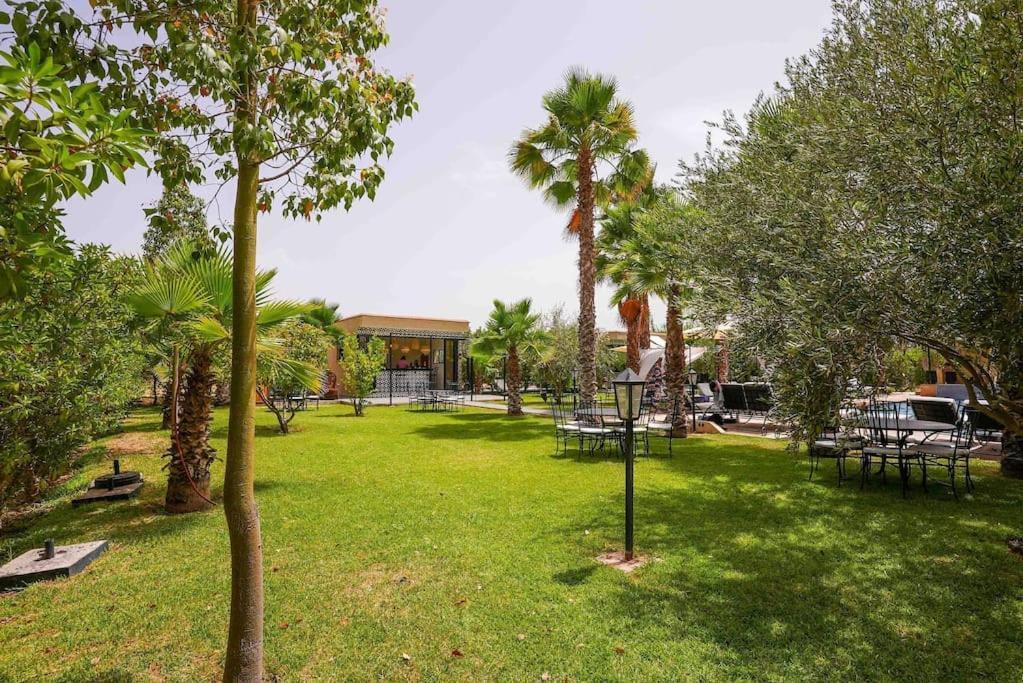 Weedan Hotel Marrakech Oulad Snaguia Exterior photo